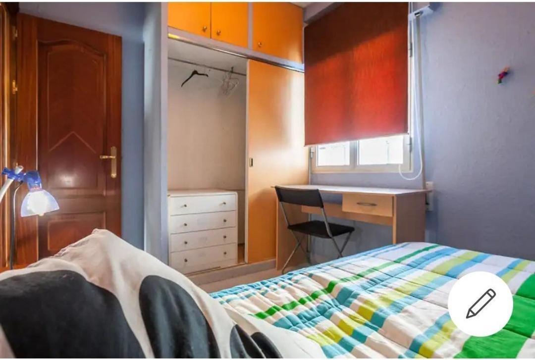 Piso Con Buena Red Wiffi Fibra Optica Alquiler De Habitaciones Sevilla Exterior foto