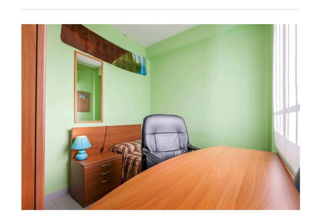 Piso Con Buena Red Wiffi Fibra Optica Alquiler De Habitaciones Sevilla Exterior foto